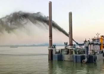 Inland Waterways Authority of India dredging Brahmaputra river