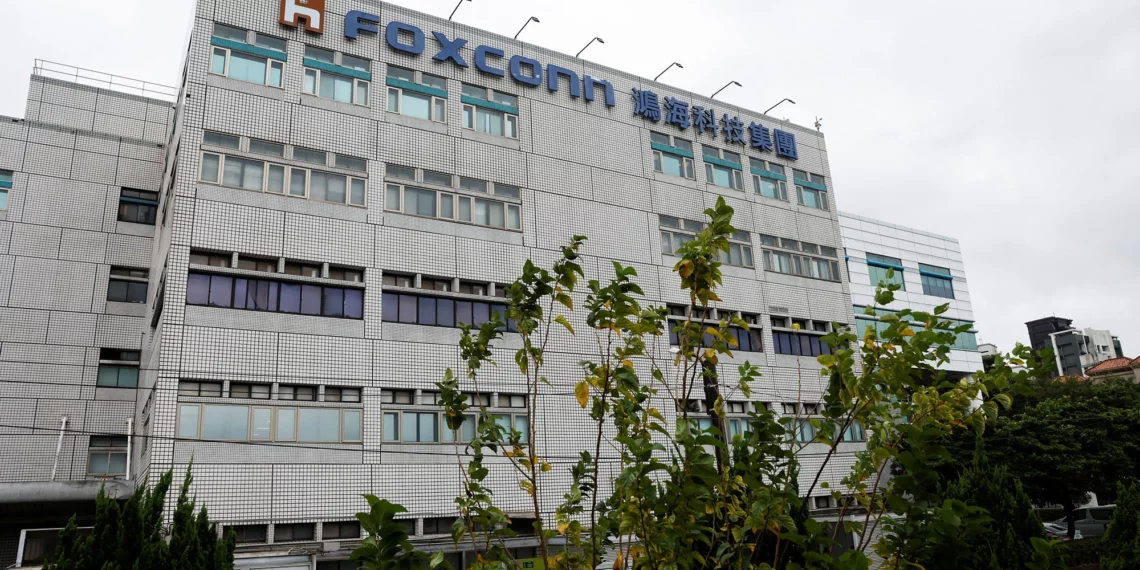 iPhone factory china protest