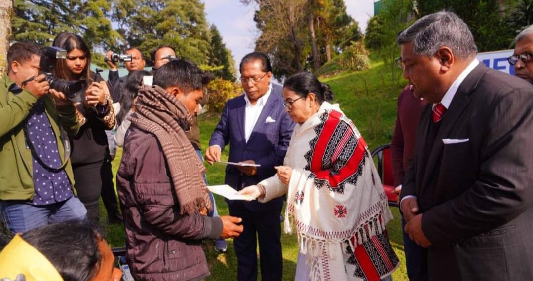Mamata Banerjee meets families of Mukroh firing victims, hands over assistance of Rs 5 lakh each
