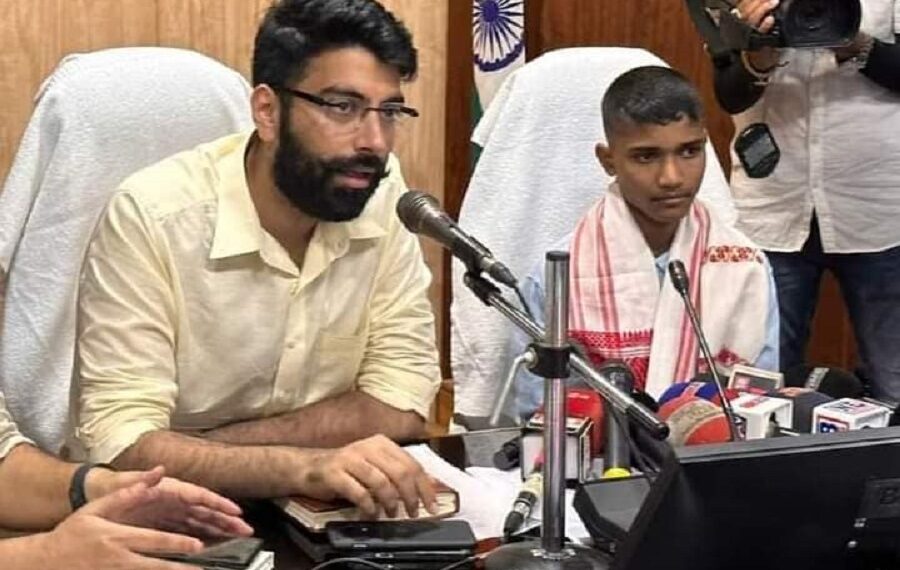 Class 10 student takes charge as Sivasagar DC for a day