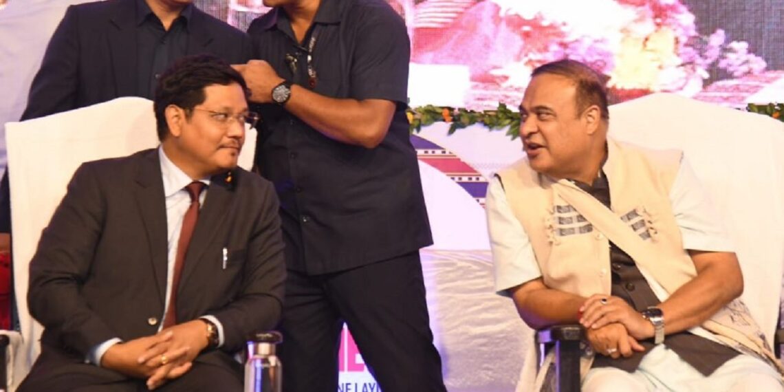 Assam-Meghalaya border row: CMs hold informal talks, agree on Hahim border post