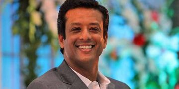 Mysterious arrival in Dhaka of Sajeeb Wazed as questions swirl over Awami League’s silence