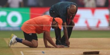 Gavaskar dismisses pitch controversy as India gears up for semifinal against Kiwis