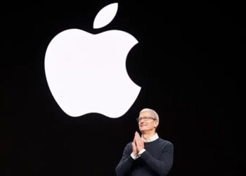 Apple’s promising future in India threatened by Centre’s charger mandate