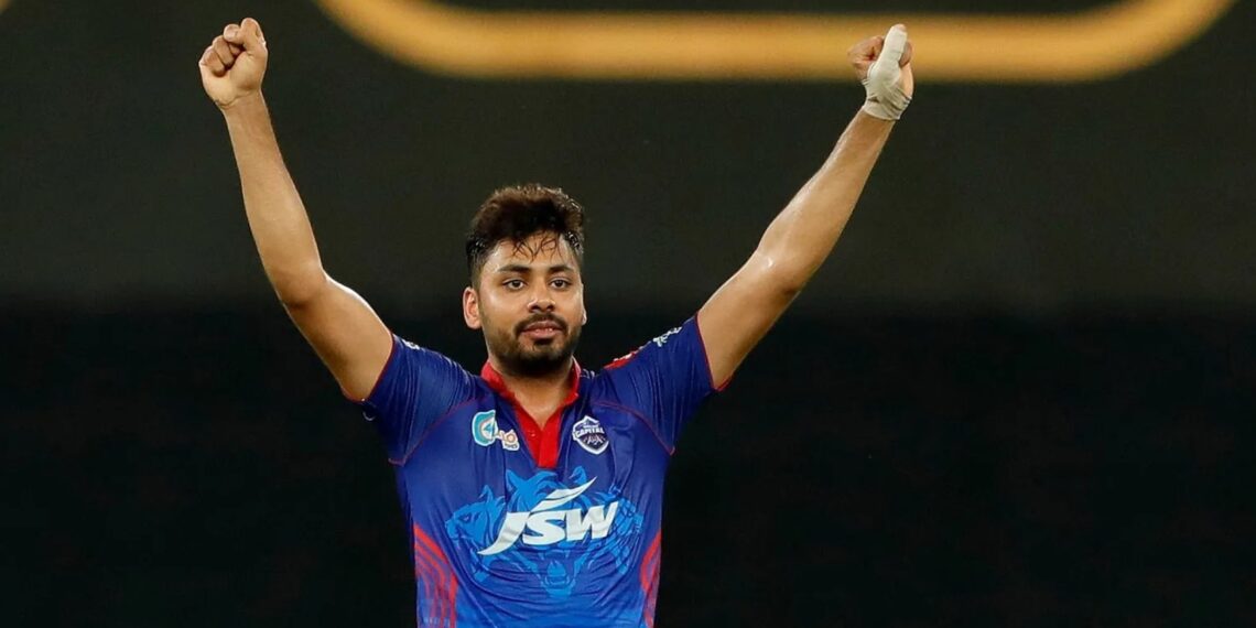 Pacer Avesh Khan joins Indian squad after drubbing in 1st Test against South Africa