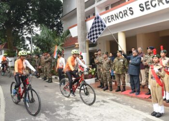 Assam Governor flags off NCC’s mega cyclothon; 15 cadets to cover 2107 km in 23 days