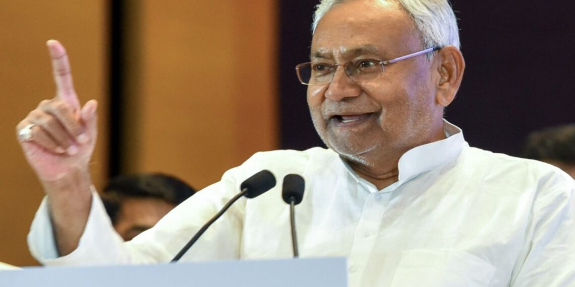 Bihar CM Nitish Kumar Resigns, all set to go back to NDA
