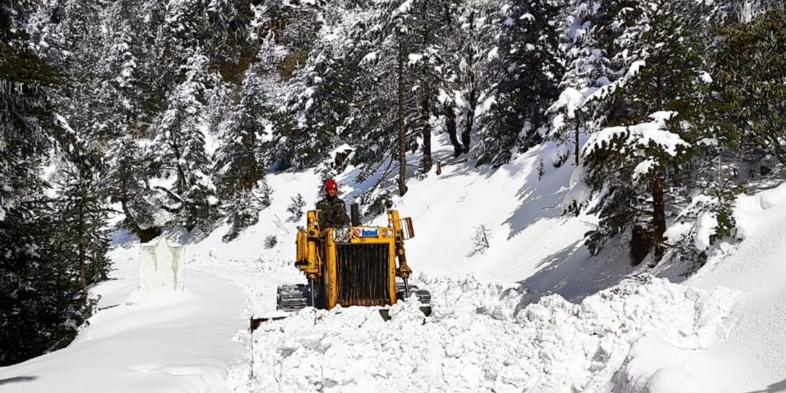 Snowfall brings chaos to Arunachal’s Tawang; BRO’s Project Vartak comes to rescue