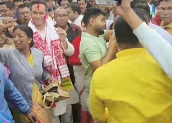 Assam LS polls: Congress’ Gaurav Gogoi, BJP’s Sarbananda Sonowal file nominations