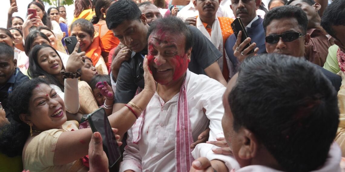 Dol Utsav begins in Assam’s Barpeta; CM Sarma joins festivities