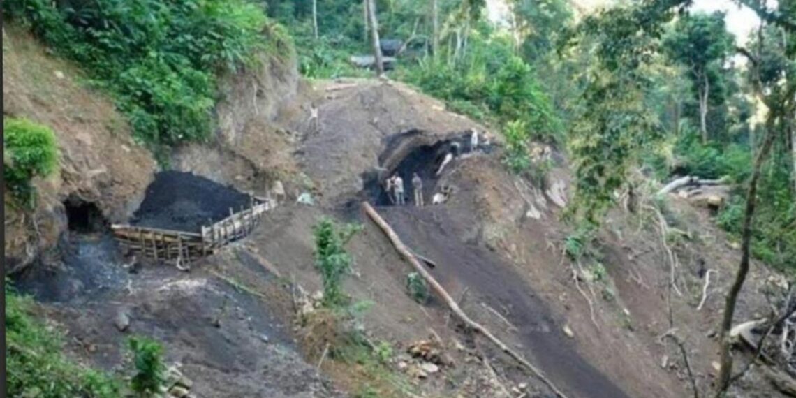 Families of deceased Meghalaya coal miners in Tinsukia to pursue legal action