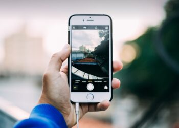 Warning: Your smartphone may be messing with your mind