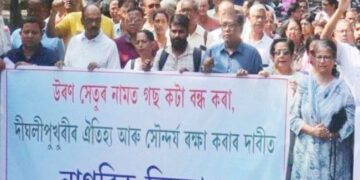 Assam: Guwahati residents protest against tree felling at Dighalipukhuri for flyover construction