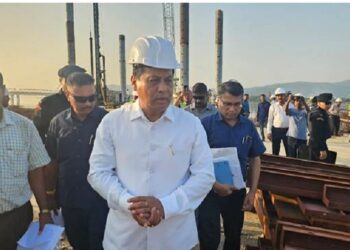 Assam: Union Minister Sarbananda Sonowal reviews progress of Pandu Ship Repair Facility