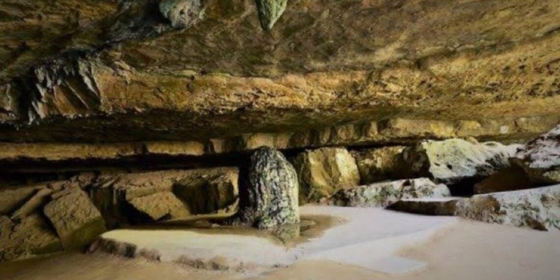 The Mawjymbuin Cave