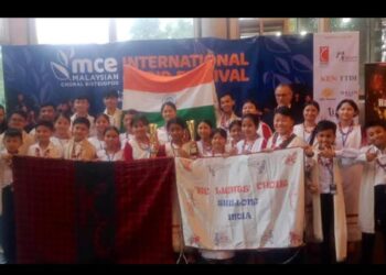 KC Lights choir group