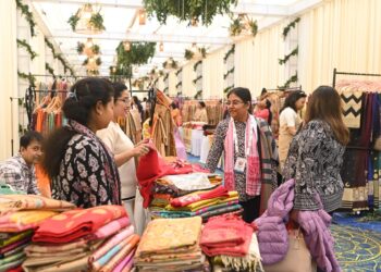 Women entrepreneurs at the Flobazaar organised by FloNorthEast (FICCIFLO/X)