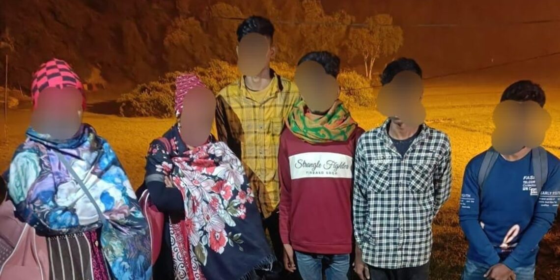 The six illegal immigrants (himantabiswa)