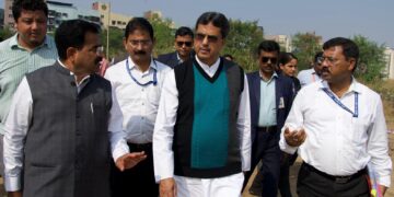 File photo of Tripura Chief Minister Manik Saha inspects the site for Tripura Bhavan in Mumbai, Maharashtra (DrManikSaha2/X)