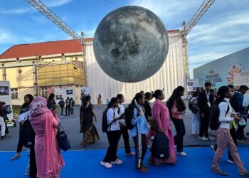 IISF 2024: ISRO chairperson Dr. S. Somanath inspires students to explore careers in science & technology