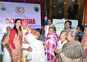 Assam: 1st Battalion SSB celebrates Bhogali Bihu with elderly residents of old age home