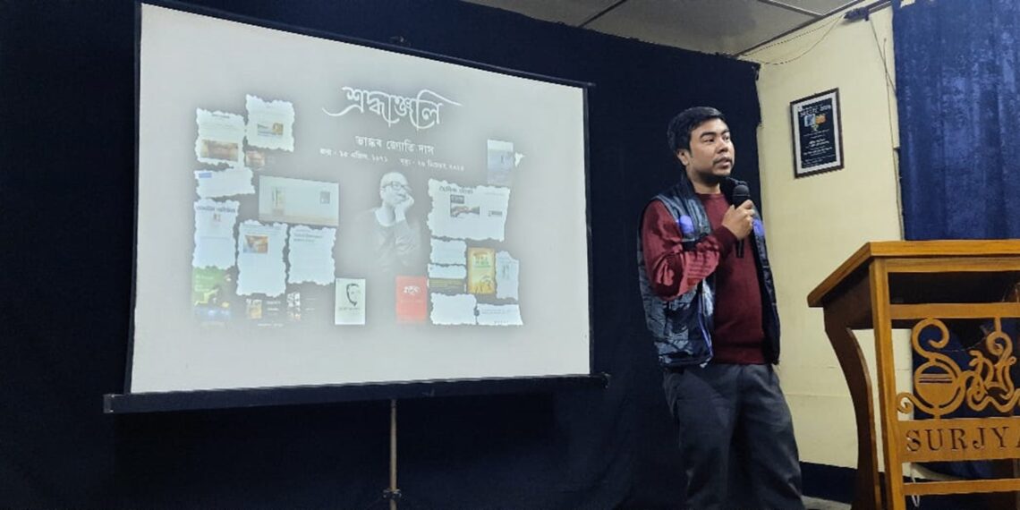 Filmmaker Waribam Dorendra reminiscing about Bhaskar Jyoti Das at a memorial meeting. Das passed away on December 26 from cancer