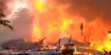 Meghalaya: 15 shops gutted in fire in Williamnagar market