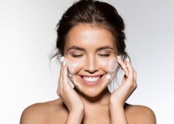Skin care: 6 tips for healthy and glowing skin