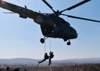 Lieutenant General Gambhir Singh, General Officer Commanding of the Gajraj Corps, visited the Red Horns Division at Umroi Military Station in Meghalaya to observe Exercise Yudh Kaushal