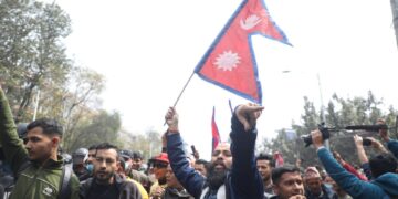 Pro-monarchy activists gathered to welcome former King Gyanendra Shah (deshsanchar1/X)