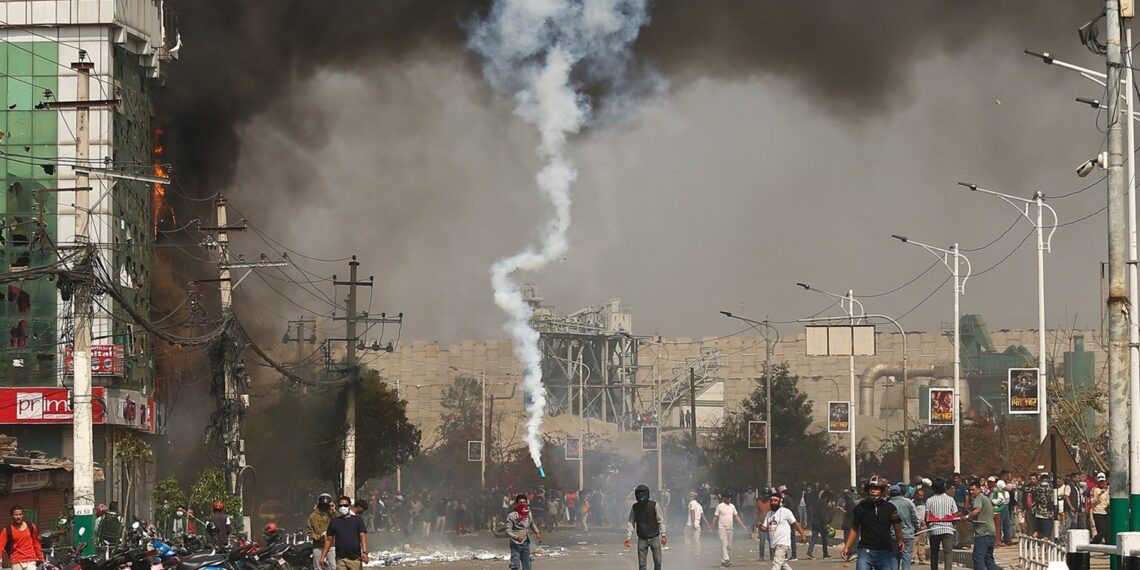 Pro-monarchy protests in Nepal (AbhishekMaharj6/X)