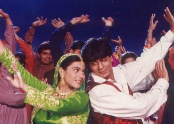 Shah Rukh Khan, Kajol’s ‘DDLJ’ immortalised with statue in Leicester Square