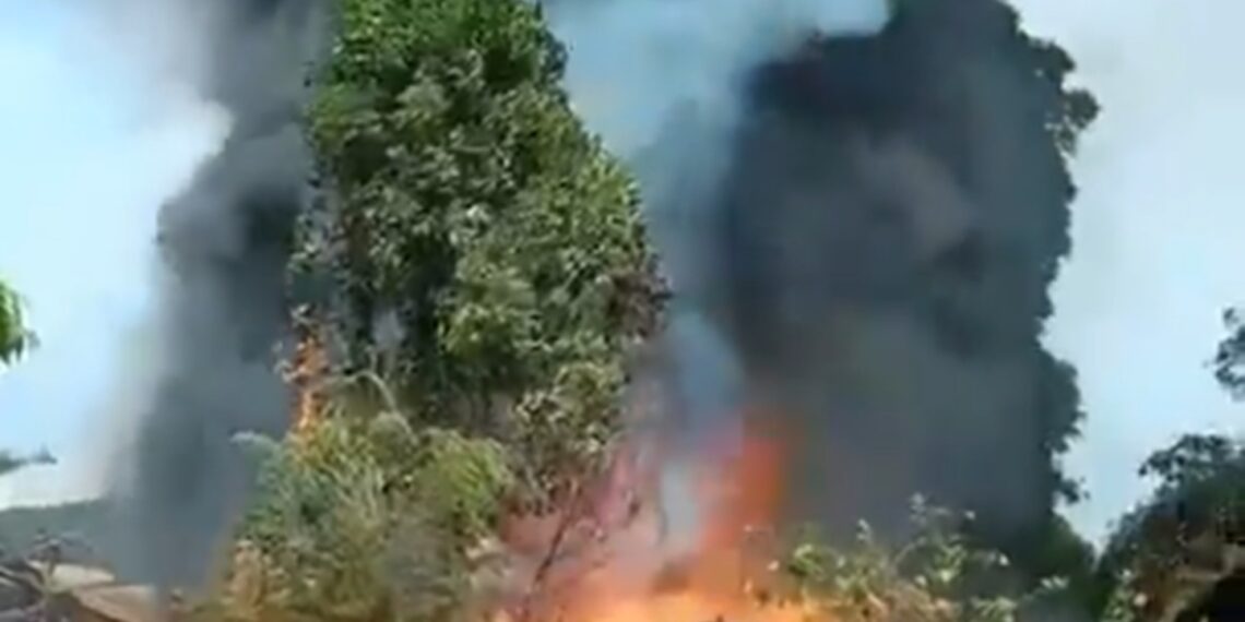 Several houses were set on fire in Manipur on Wednesday