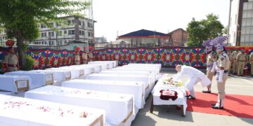Home Minister Amit Shah pays respect to the deceased of the Pahalgam terror attack