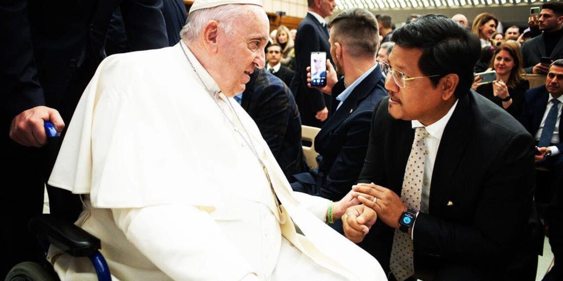 Meghalaya CM shared a photo from his 2022 meeting with Pope Francis (SangmaConrad/X)