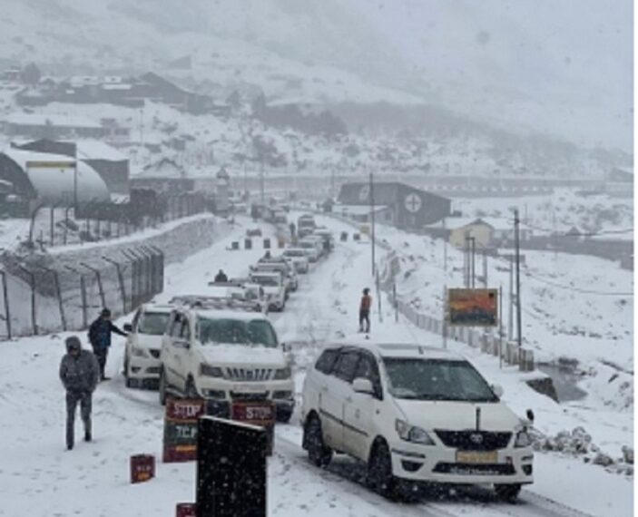 Sikkim Police, Army evacuate 800 people stranded near Tsomgo Lake in East Sikkim