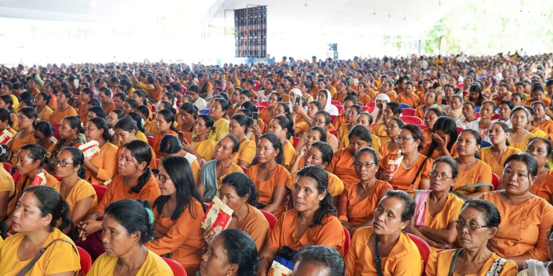 Meghalaya government distributes smartphones to Anganwadi workers