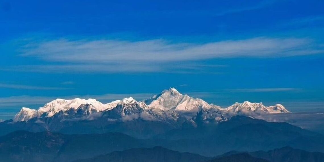 Mt Kanchenjunga (X)