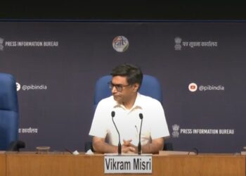 Colonel Sofiya Qureshi, Foreign Secretary Vikram Misri and Wing Commander Vyomika Singh provide more details about the operation to media (ruchikokcha/X)