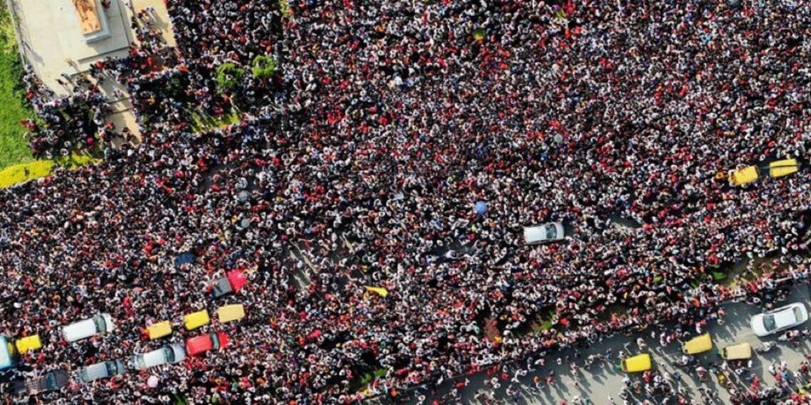 Thousands gathered near M. Chinnaswamy Stadium in Bengaluru to celebrate RCB victory (X)