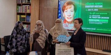 Bangladesh Jamaat-e-Islami’s charm offensive: Jamdani saree gift to US Chargé d’Affaires Jacobson
