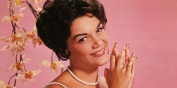 Legendary singer Connie Francis (X)
