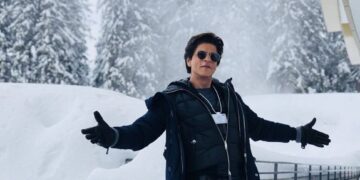 Shah Rukh Khan rushed abroad after on-set injury