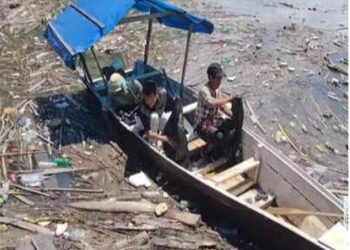 Nagaland villagers undertake initiative to clean Doyang reservoir of floating debris