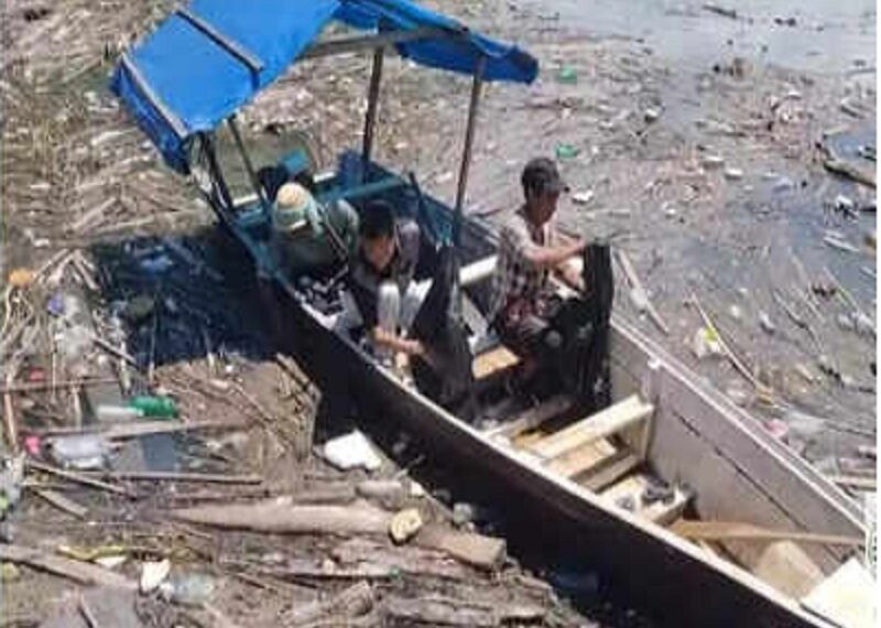 Nagaland villagers undertake initiative to clean Doyang reservoir of floating debris