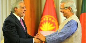 Bangladesh politicians huddle with Pakistani minister at Pakistan mission