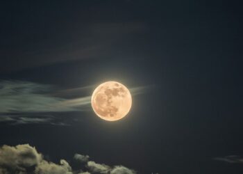 Nuclear power on the Moon: Technology, law, and the race to build