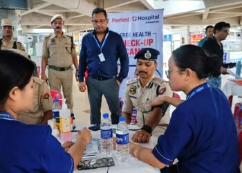 Peerless Hospital Guwahati hosts free multispecialty health camp at ISBT