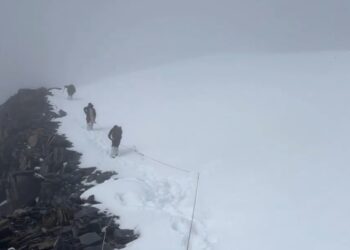 Indian soldiers scale Arunachal Pradesh’s highest peak, Mount Gorichen