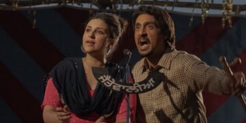 A scene from the movie 'Chamkila'